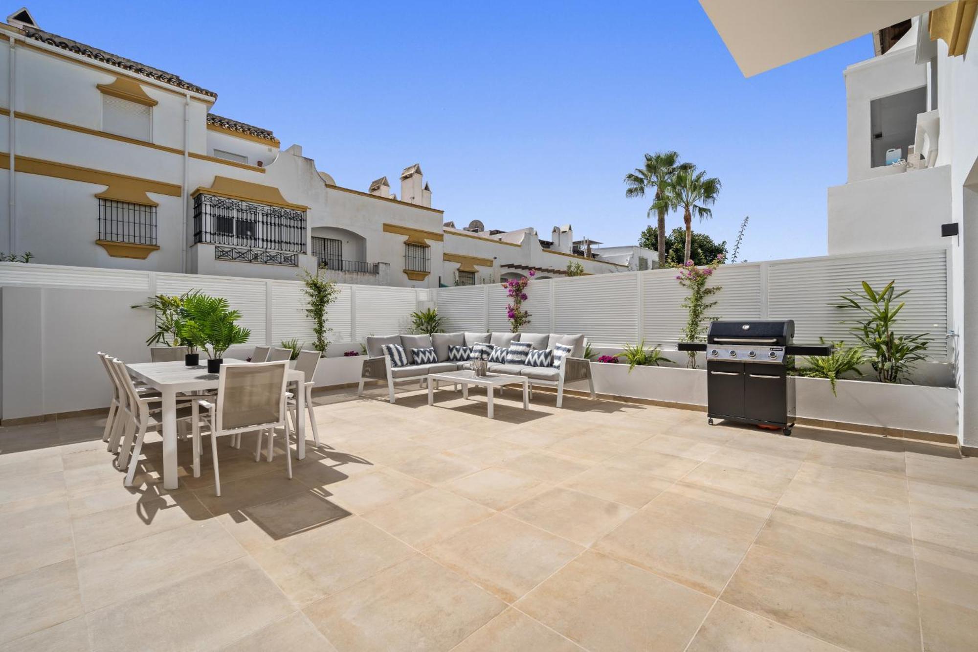 Casa Adriana Villa Marbella Exterior photo